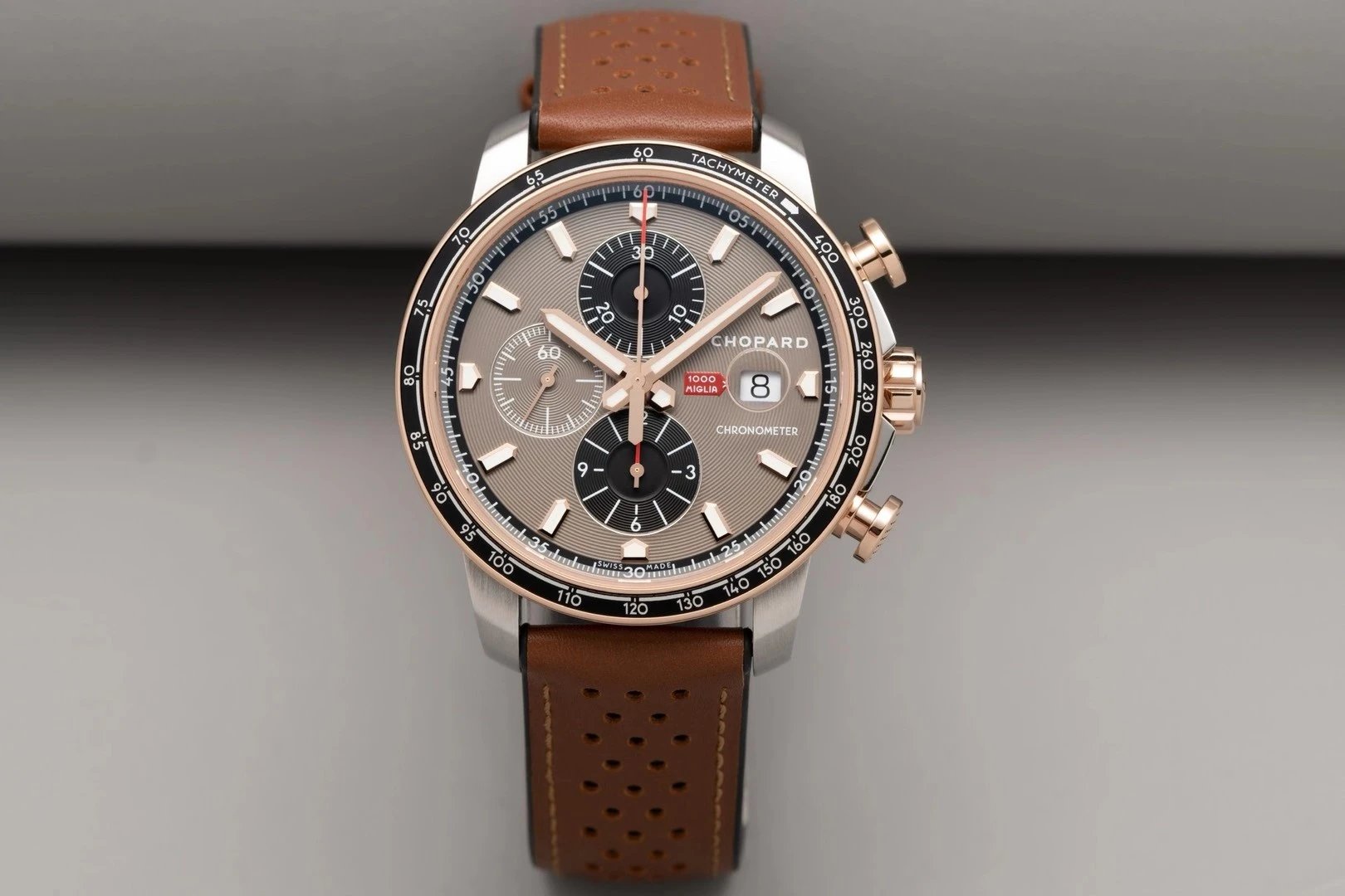 萧邦高仿手表v7厂肖邦赛车系列1685716002计时腕表